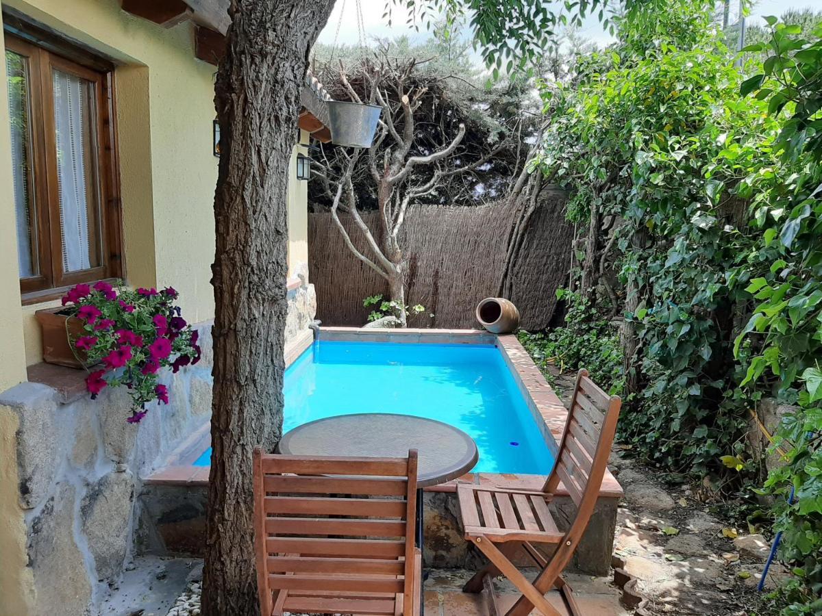 Acogedora Casa Rural En La Sierra De Madrid Mataelpino Exterior photo